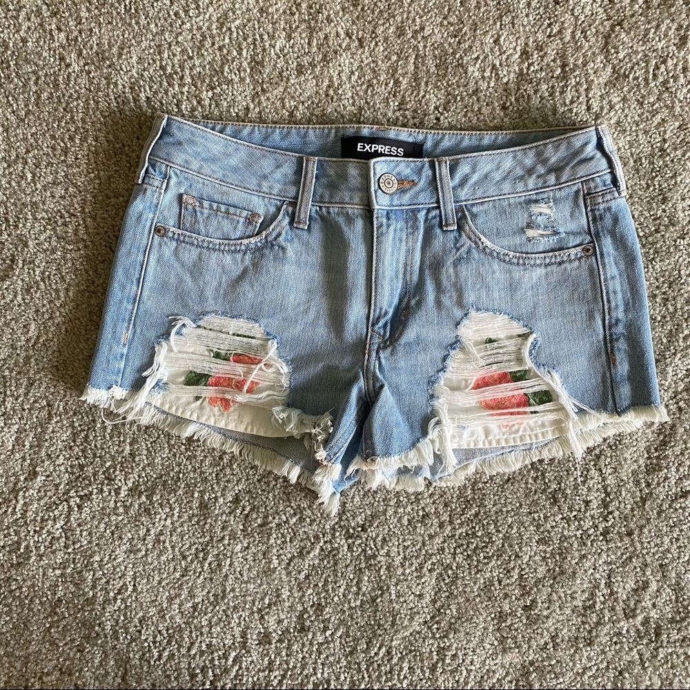 Express Low Rise Floral Embroidered Shorts
